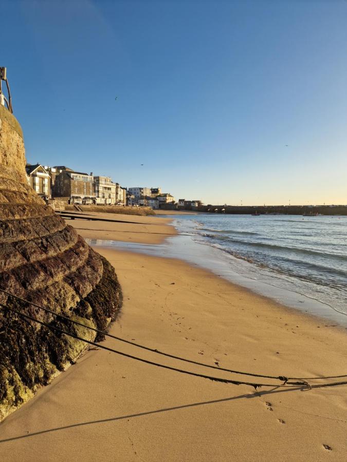 Small Cottage Close To Carbis Bay Beach & St Ives Exterior photo