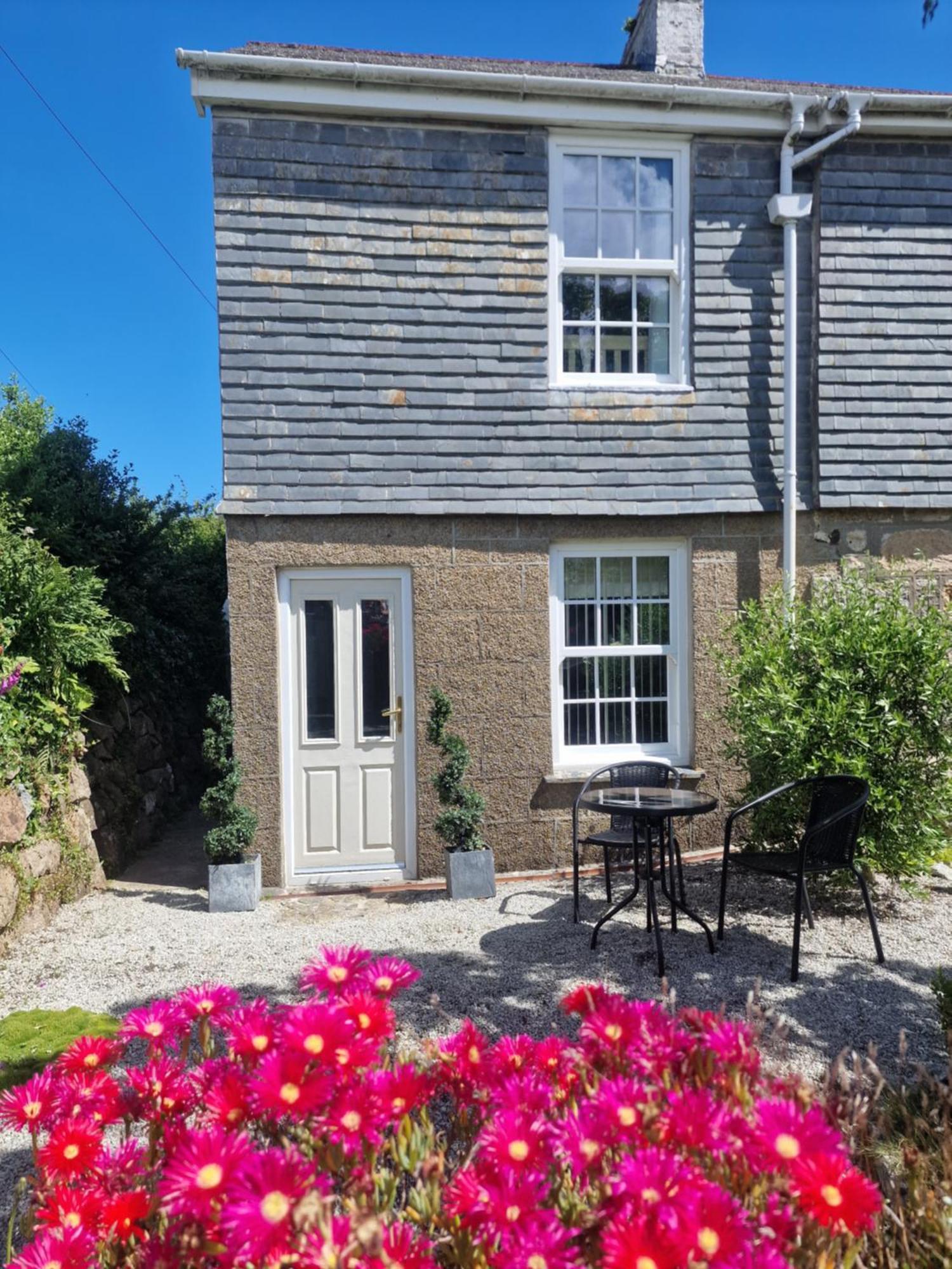 Small Cottage Close To Carbis Bay Beach & St Ives Exterior photo